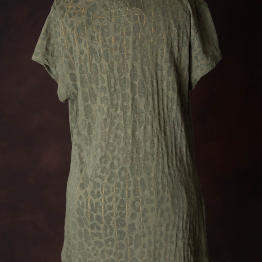 Olive Green Tee (S) - Picture 3 of 3